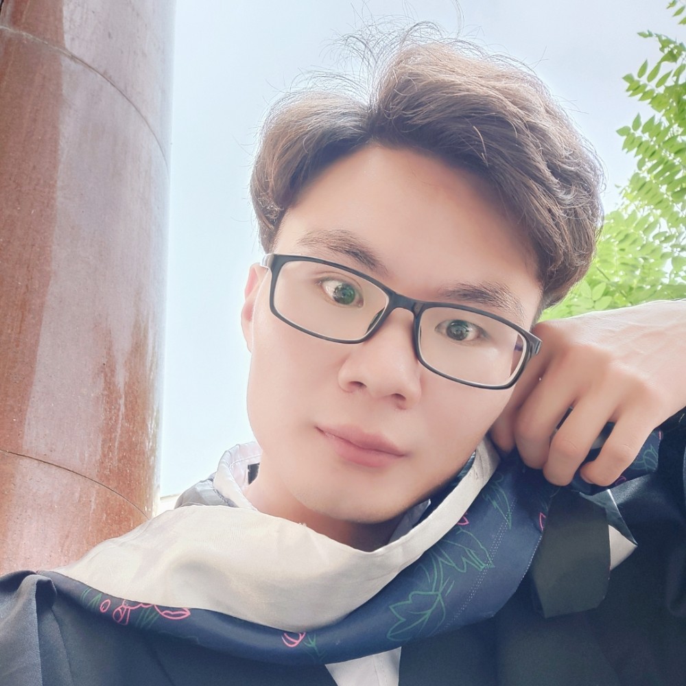 花醉玉楼人的照片