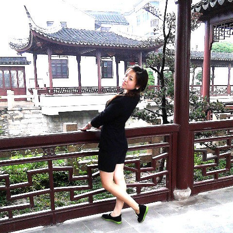 寂寞给女王的照片