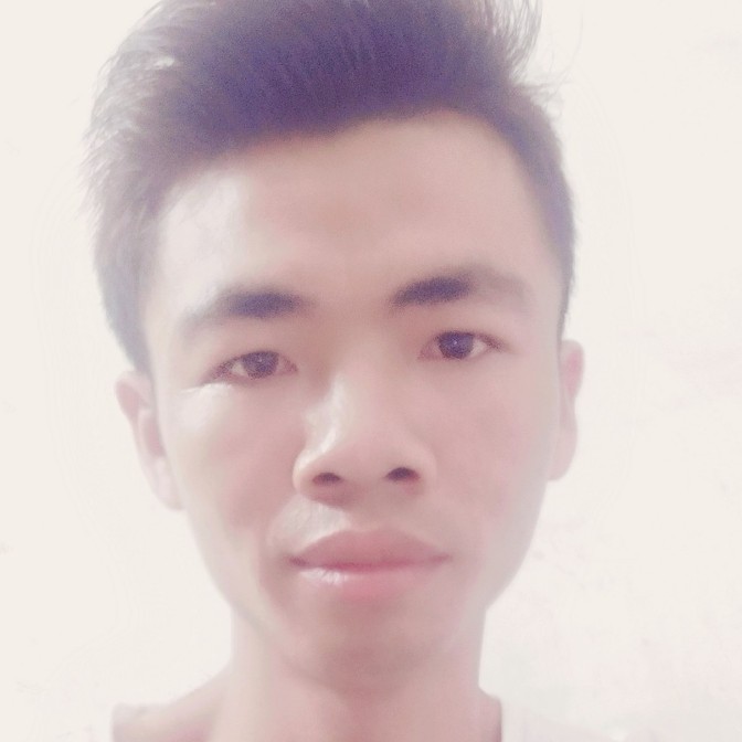 笑点低爱溪流的照片