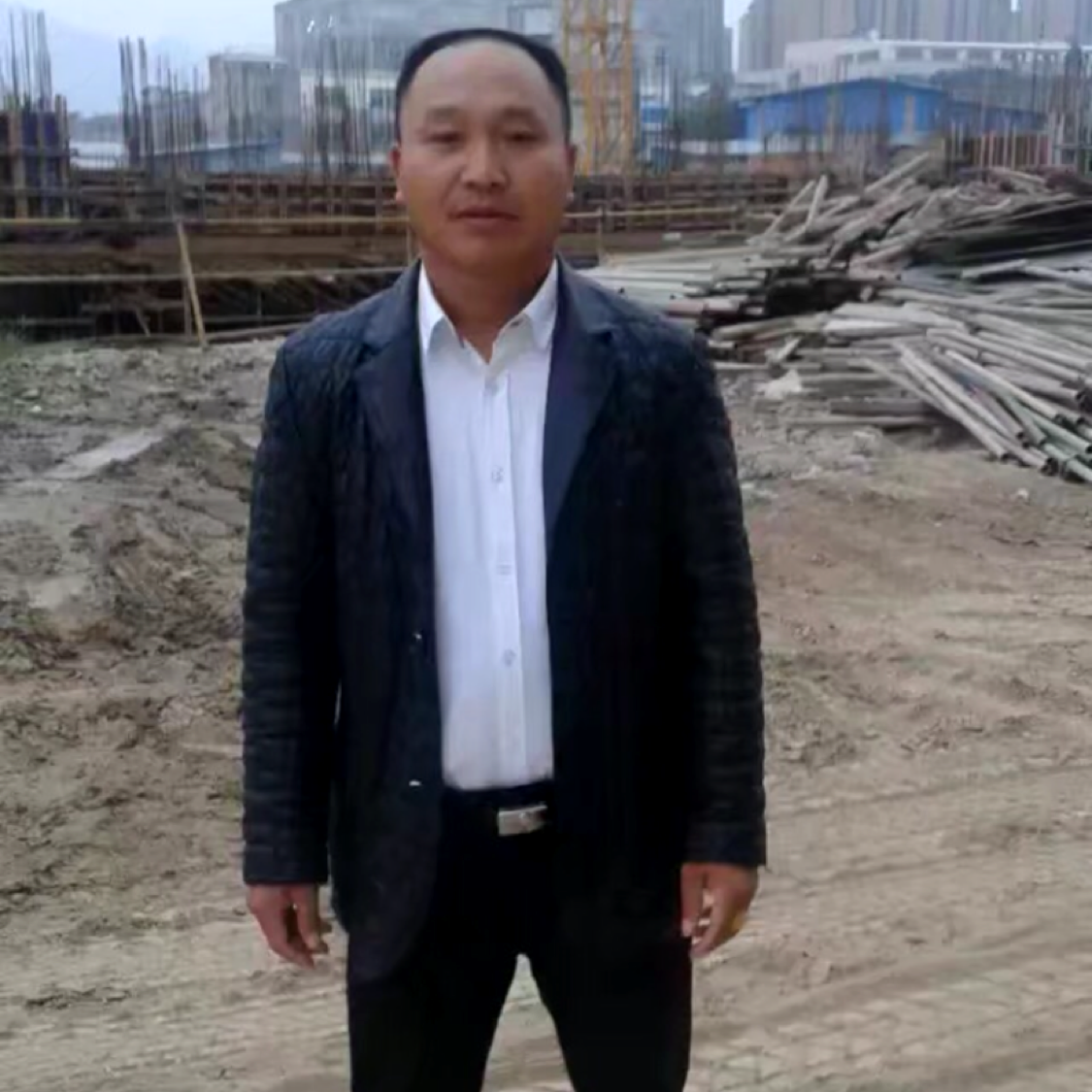 暧昧邂逅唇膏的照片