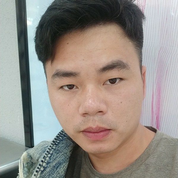 唯一的红牛的照片