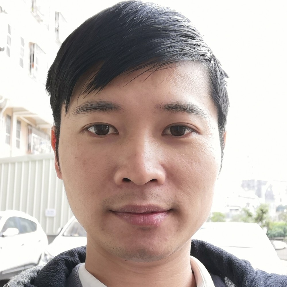 冷静舒荷的照片