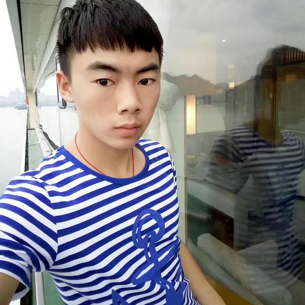 abo何少的照片