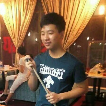 电话迎美满的照片