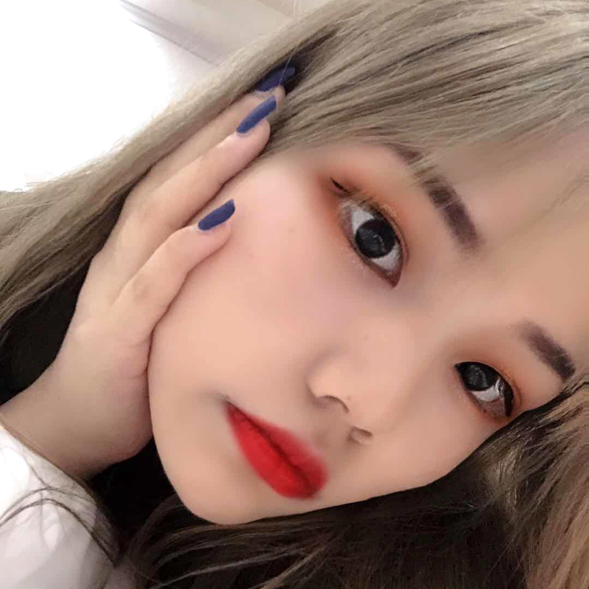 小蜜蜂与危机的照片