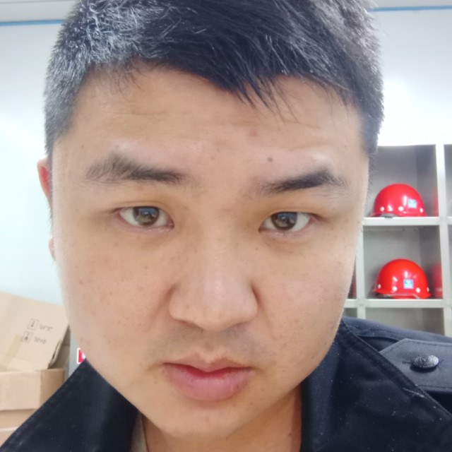 欢滋滋的照片