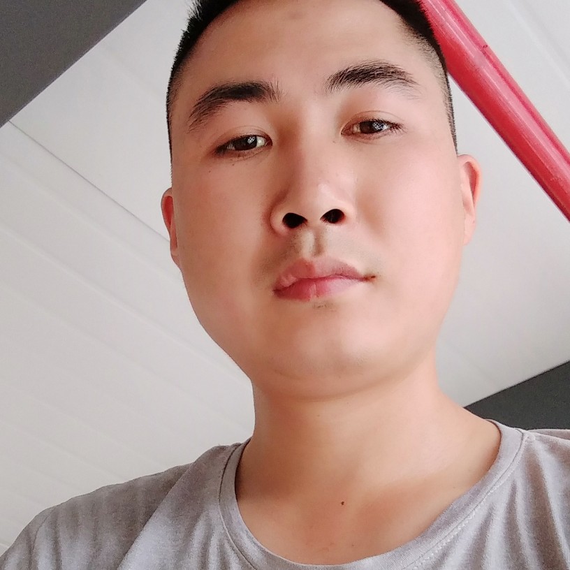 称心扯数据线的照片