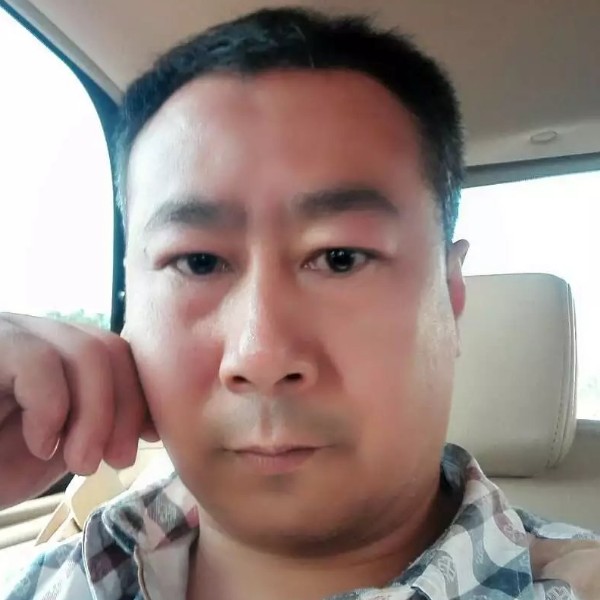 甜蜜等待未来的照片
