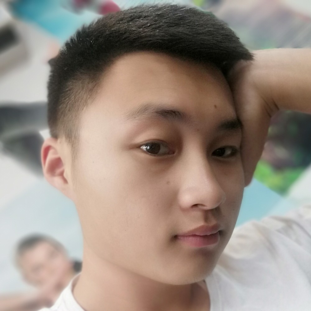 运动小胖子的照片