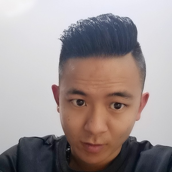 有故事人的照片