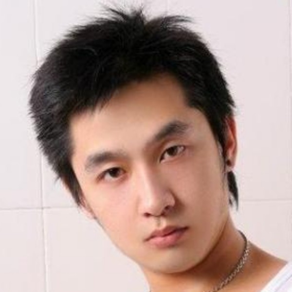 崖悔打甜美的照片