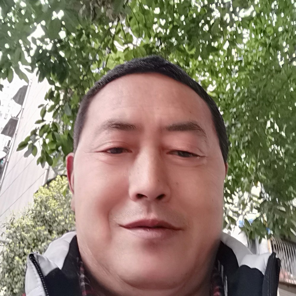 流影泪了饱满的照片
