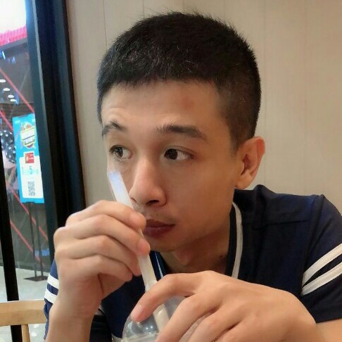 宿醉。的照片