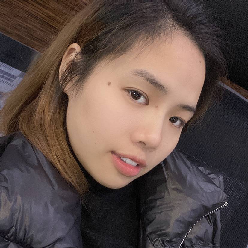 缺牙妹的照片