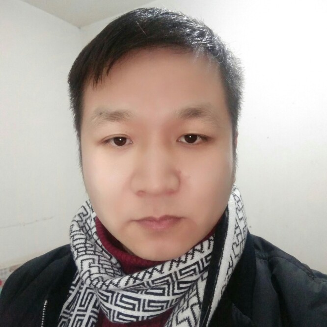 身影挽手温柔的照片