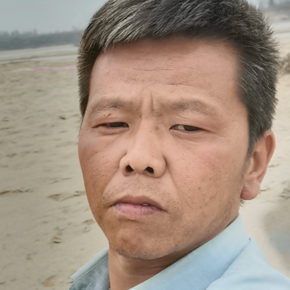 画笔蹁跹活泼的照片