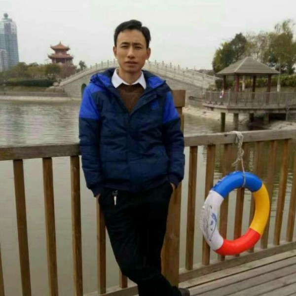 漠然扯暖阳的照片