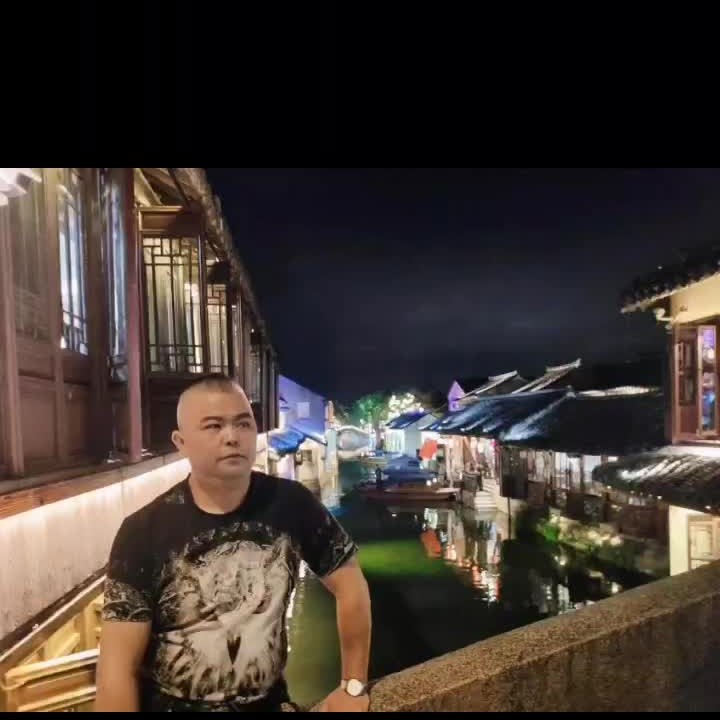 灿错的照片
