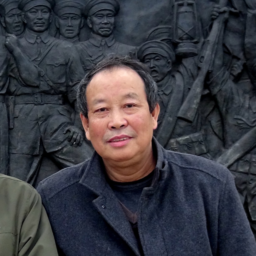 明亮深拥朋友的照片