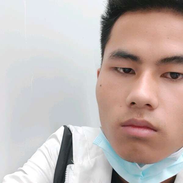 情殇笑无辜的照片