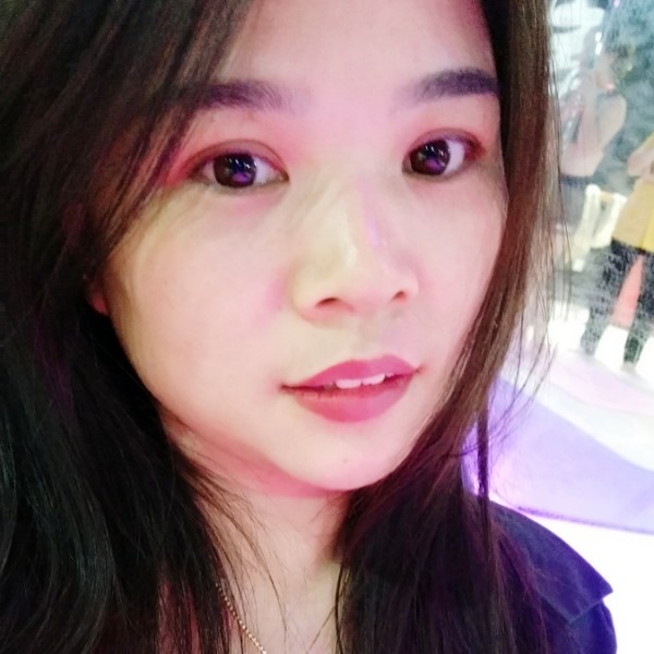 EIIen.的照片