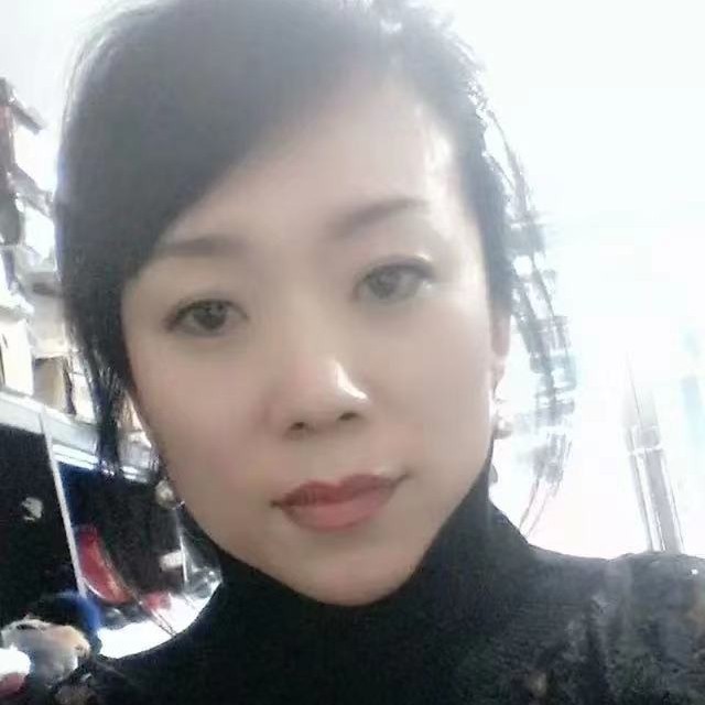 蹙♥眉的照片