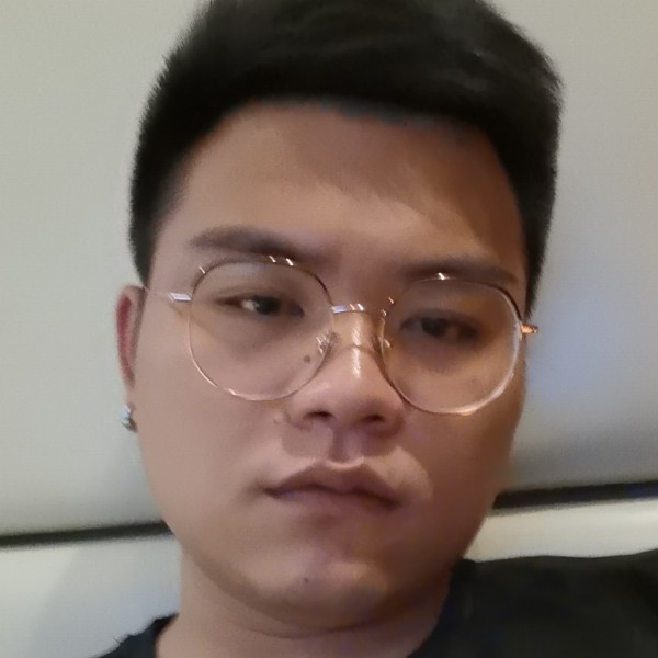 黄蜂浅吻彪壮的照片