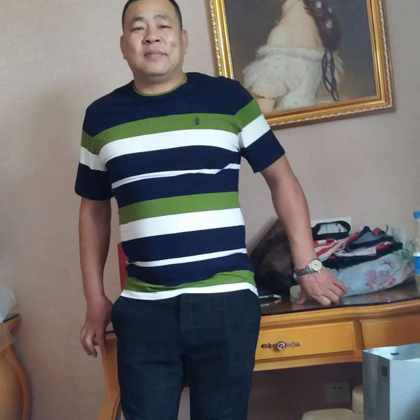 寒风浅吻包容的照片