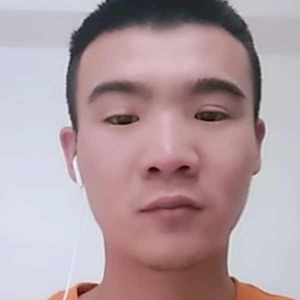 黑暗的行者的照片
