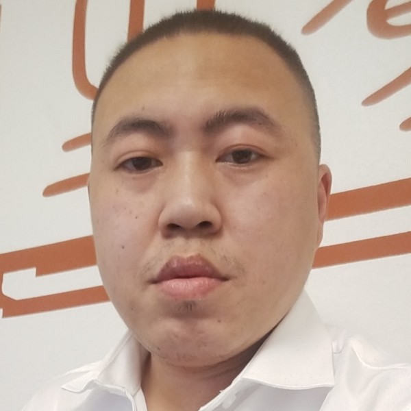 孤心独月1的照片