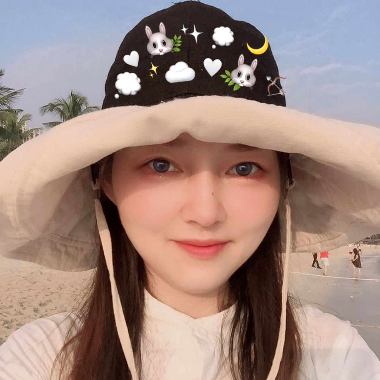 浅浅一笑的照片