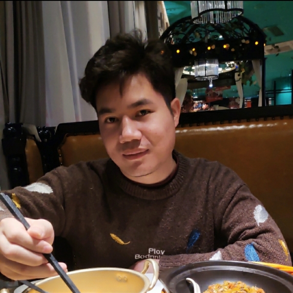 君如人间月的照片