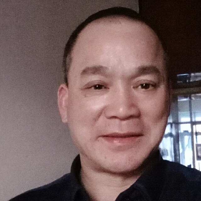 小土豆暧昧的照片