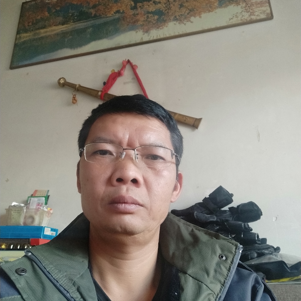 韦东明的照片