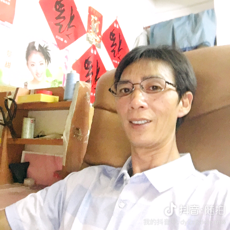 笑靥与独寂的照片
