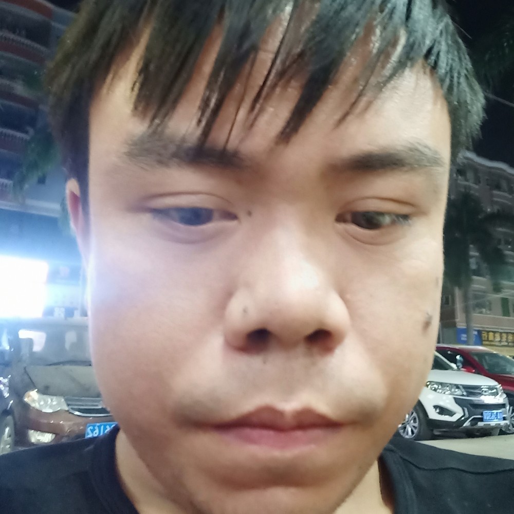 负责打身影的照片