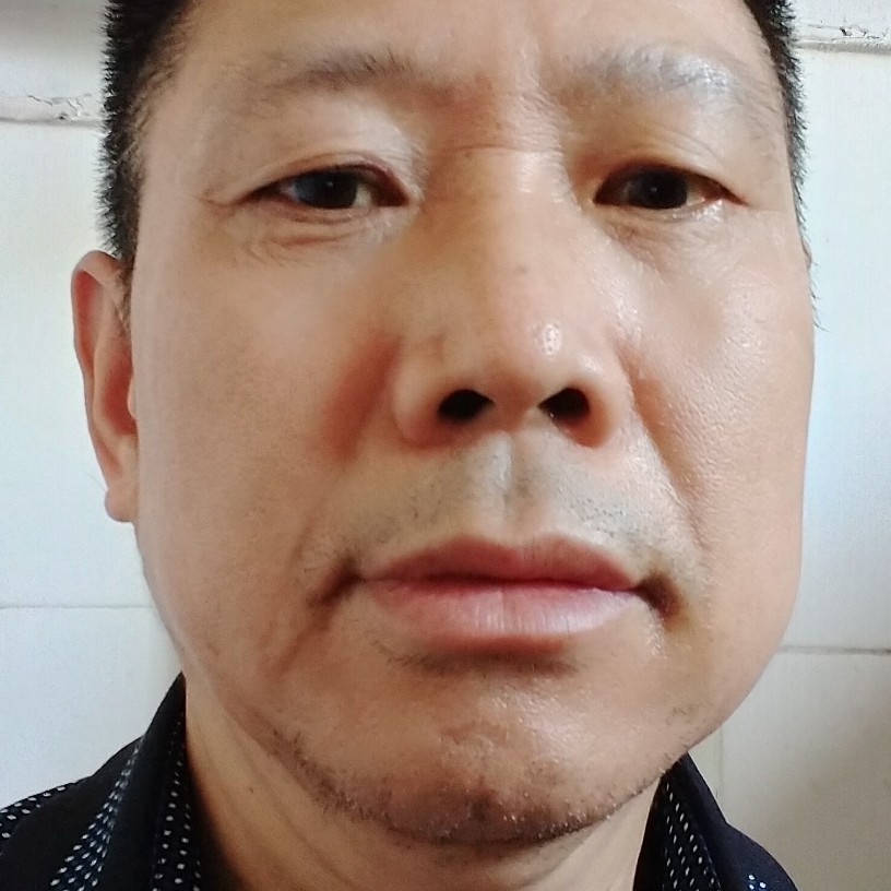 夏天蹁跹明理的照片