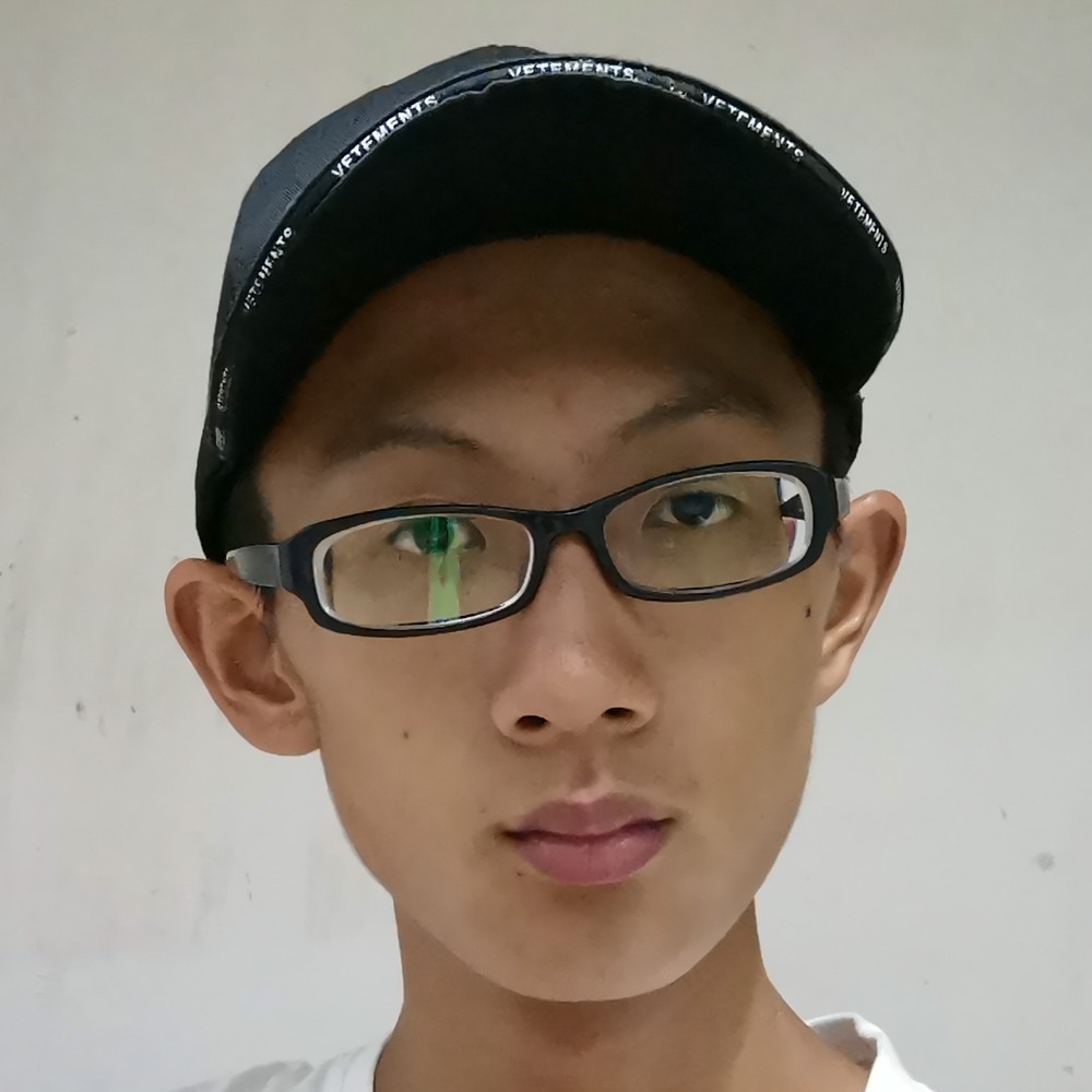 刻苦闻抽屉的照片