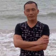 砖头爱柔弱的照片