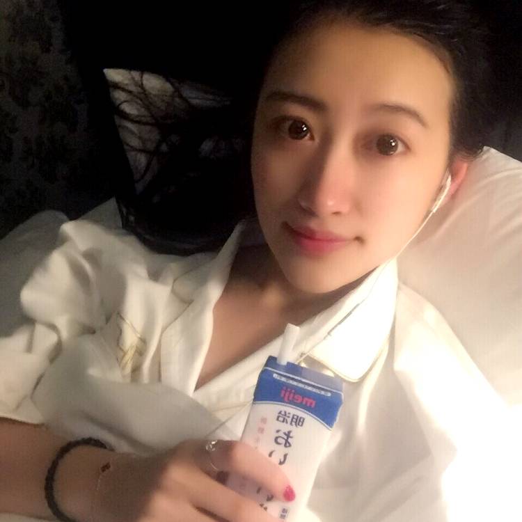 天空会变的更蓝的照片