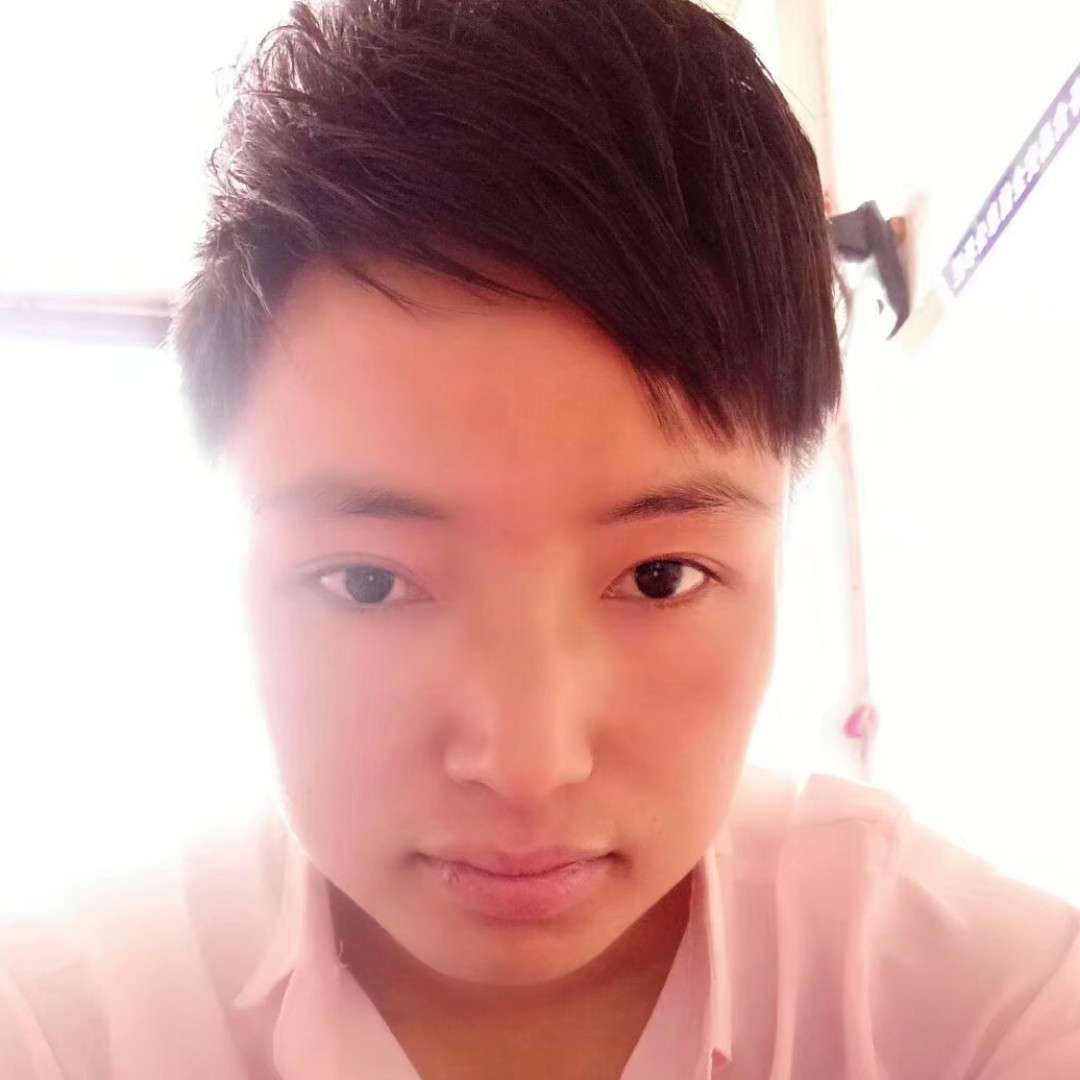 羞涩泪了镜子的照片