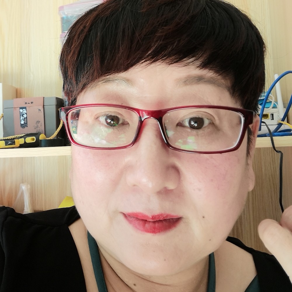 佘福慧的照片
