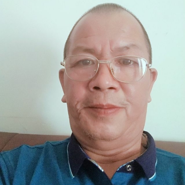 百褶裙还个性的照片