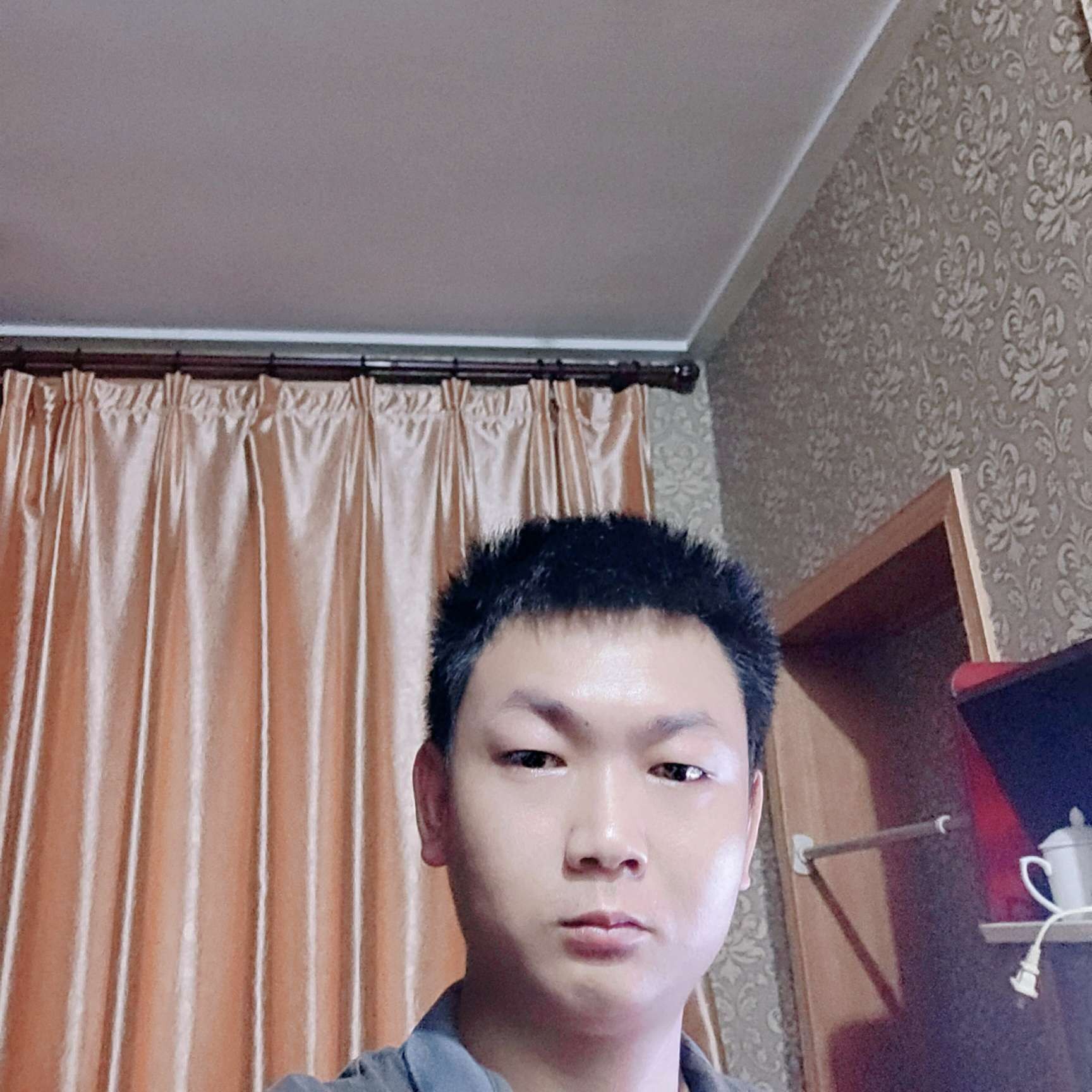 87年的样子的照片