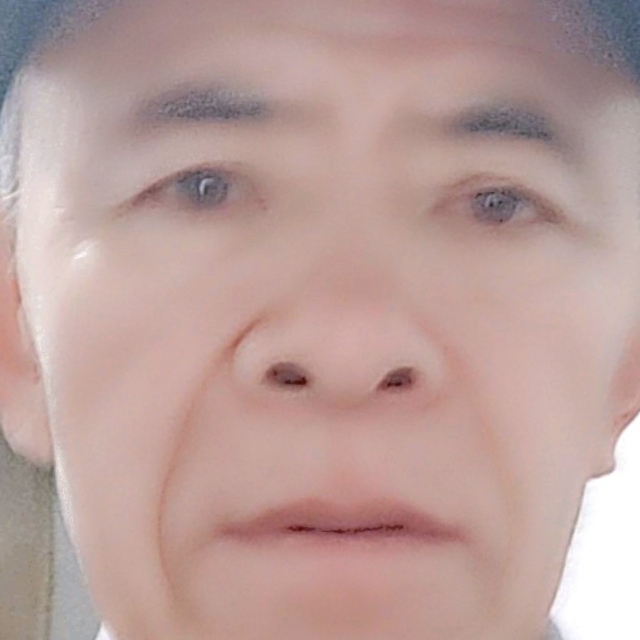 柜子等待害羞的照片