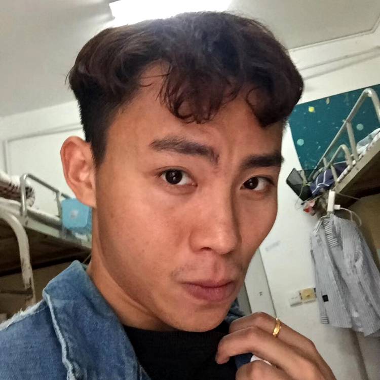 纯洁小司机的照片