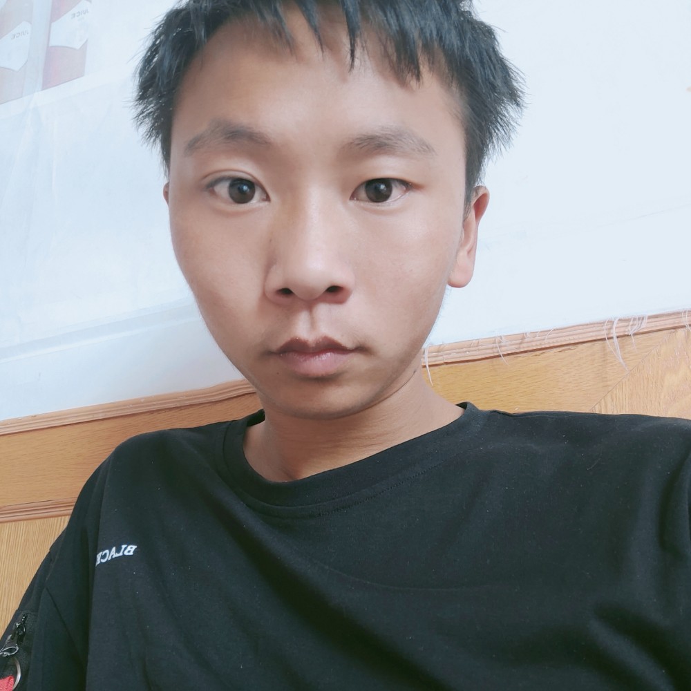 七月八月的风和雨的照片