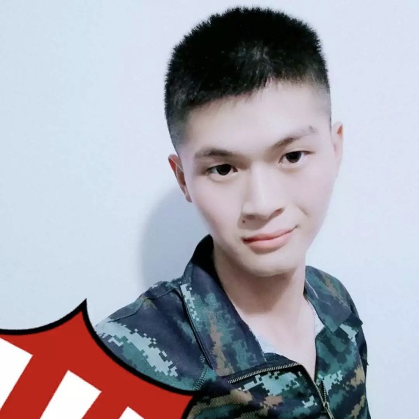 现实深拥八宝粥的照片