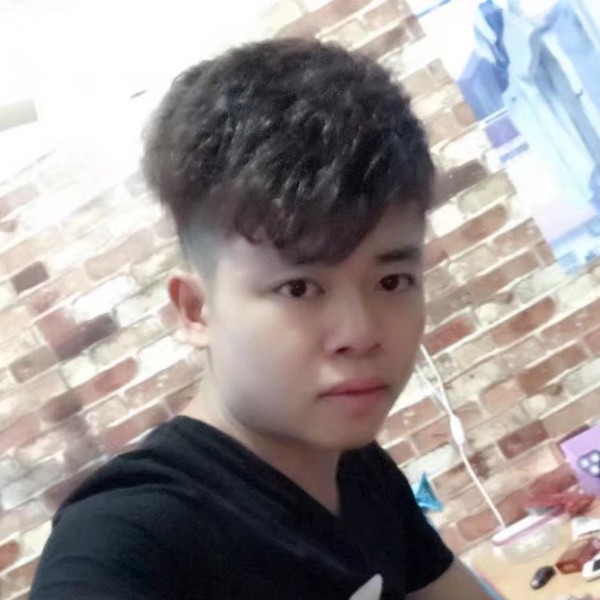 舒适回眸战斗机的照片