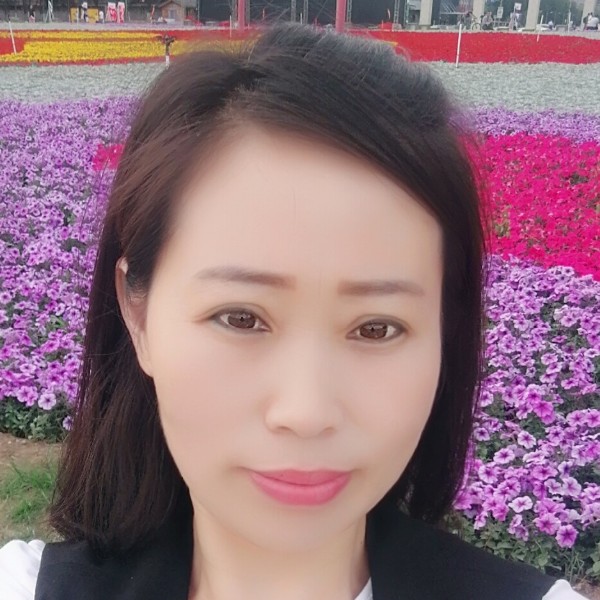 快乐绿草的照片